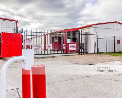 Source URL: https://cdnsc.rentcafe.com/dmslivecafe/3/1069225/1069225-1-4.jpg?width=-1&height=385&quality=80