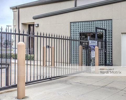 Source URL: https://cdnsc.rentcafe.com/dmslivecafe/3/1069229/1069229-1-5.jpg?width=-1&height=385&quality=80