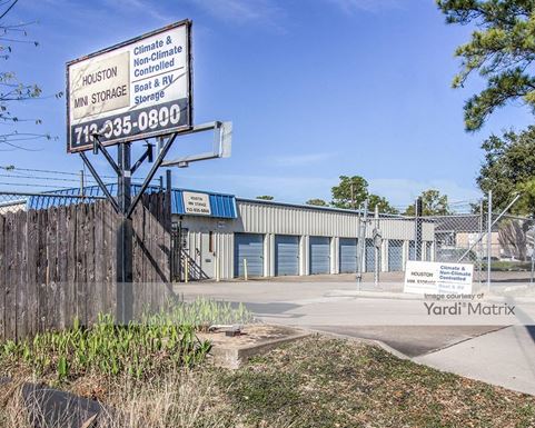 Source URL: https://cdnsc.rentcafe.com/dmslivecafe/3/1069231/1069231-1-3.jpg?width=-1&height=385&quality=80