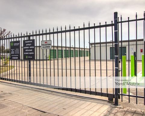 Source URL: https://cdnsc.rentcafe.com/dmslivecafe/3/1069233/1069233-1-3.jpg?width=-1&height=385&quality=80