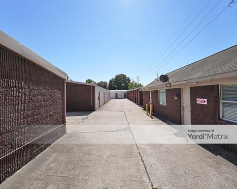 Source URL: https://cdnsc.rentcafe.com/dmslivecafe/3/1069236/1069236-1-2.jpg?width=-1&height=385&quality=80