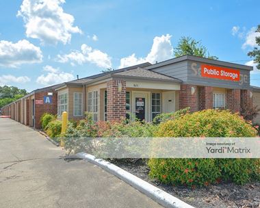 Storage Units for Rent available at 1611 South Dairy Ashford Road, Houston, TX 77077