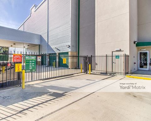 Source URL: https://cdnsc.rentcafe.com/dmslivecafe/3/1069247/1069247-1-4.jpg?width=-1&height=385&quality=80