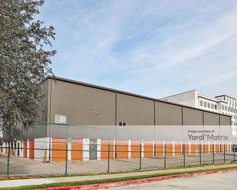 Source URL: https://cdnsc.rentcafe.com/dmslivecafe/3/1069268/1069268-1-4.jpg?width=-1&height=385&quality=80