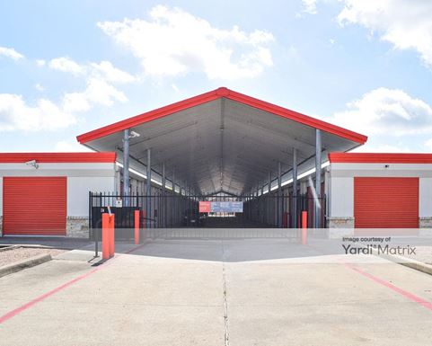 Source URL: https://cdnsc.rentcafe.com/dmslivecafe/3/1069270/1069270-1-5.jpg?width=-1&height=385&quality=80