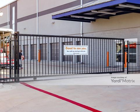 Source URL: https://cdnsc.rentcafe.com/dmslivecafe/3/1069277/1069277-1-2.jpg?width=-1&height=385&quality=80