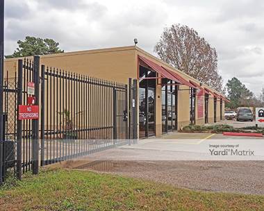 Storage Units for Rent available at 10860 Tower Oaks Blvd, Houston, TX 77070