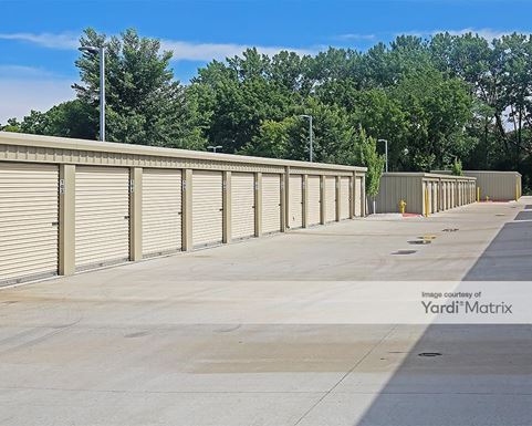 Source URL: https://cdnsc.rentcafe.com/dmslivecafe/3/1069316/1069316-1-4.jpg?width=-1&height=385&quality=80