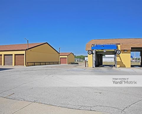 Source URL: https://cdnsc.rentcafe.com/dmslivecafe/3/1069362/1069362-1-5.jpg?width=-1&height=385&quality=80