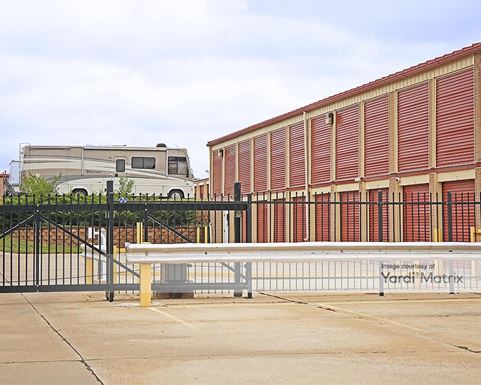 Source URL: https://cdnsc.rentcafe.com/dmslivecafe/3/1069364/1069364-1-3.jpg?width=-1&height=385&quality=80