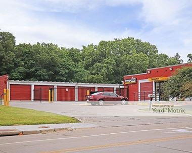 Storage Units for Rent available at 2500 SE 14th Street, Des Moines, IA 50320