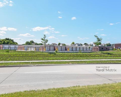 Source URL: https://cdnsc.rentcafe.com/dmslivecafe/3/1069368/1069368-1-2.jpg?width=-1&height=385&quality=80