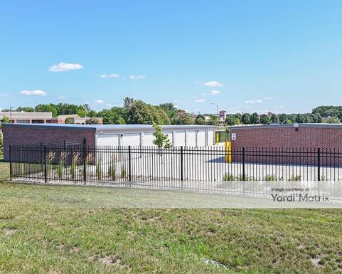 Source URL: https://cdnsc.rentcafe.com/dmslivecafe/3/1069368/1069368-1-4.jpg?width=-1&height=385&quality=80