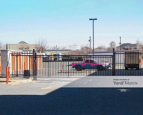 Source URL: https://cdnsc.rentcafe.com/dmslivecafe/3/1069409/1069409-1-4.jpg?width=-1&height=385&quality=80