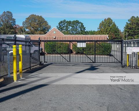 Source URL: https://cdnsc.rentcafe.com/dmslivecafe/3/1069415/1069415-1-4.jpg?width=-1&height=385&quality=80