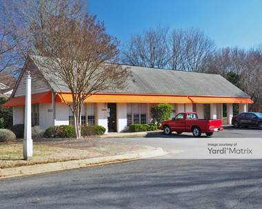 Storage Units for Rent available at 10111 Park Road, Charlotte, NC 28210