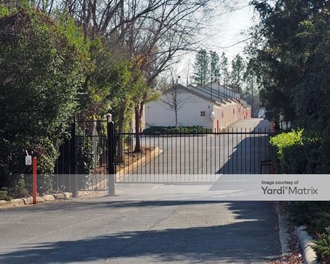 Source URL: https://cdnsc.rentcafe.com/dmslivecafe/3/1069416/1069416-1-2.jpg?width=-1&height=385&quality=80