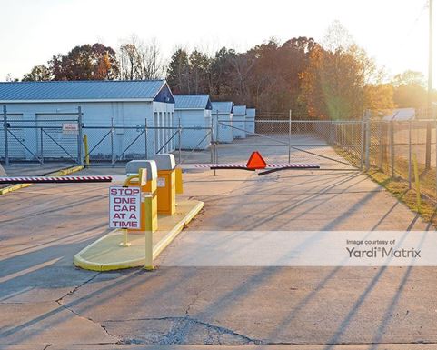 Source URL: https://cdnsc.rentcafe.com/dmslivecafe/3/1069424/1069424-1-2.jpg?width=-1&height=385&quality=80