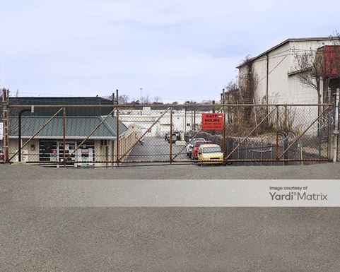 Source URL: https://cdnsc.rentcafe.com/dmslivecafe/3/1069435/1069435-1-5.jpg?width=-1&height=385&quality=80