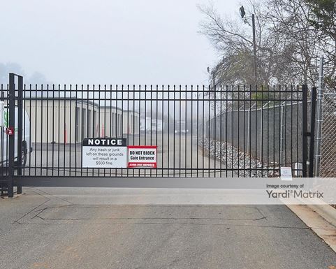 Source URL: https://cdnsc.rentcafe.com/dmslivecafe/3/1069436/1069436-1-4.jpg?width=-1&height=385&quality=80