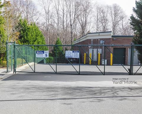 Source URL: https://cdnsc.rentcafe.com/dmslivecafe/3/1069444/1069444-1-3.jpg?width=-1&height=385&quality=80