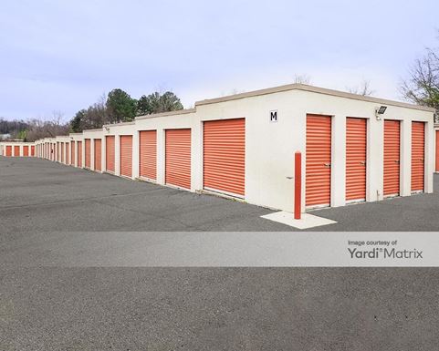 Source URL: https://cdnsc.rentcafe.com/dmslivecafe/3/1069446/1069446-1-4.jpg?width=-1&height=385&quality=80