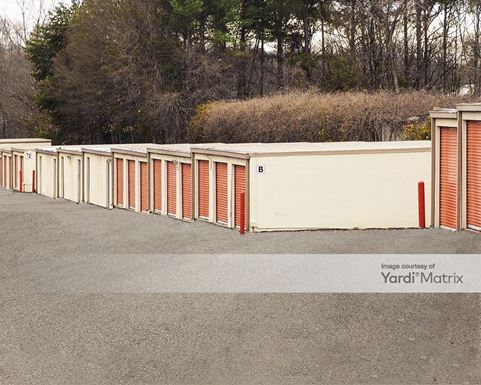 Source URL: https://cdnsc.rentcafe.com/dmslivecafe/3/1069446/1069446-1-5.jpg?width=-1&height=385&quality=80