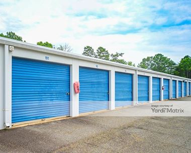 Storage Units for Rent available at 142 Stutts Road, Mooresville, NC 28117