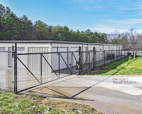 Source URL: https://cdnsc.rentcafe.com/dmslivecafe/3/1069504/1069504-1-4.jpg?width=-1&height=385&quality=80