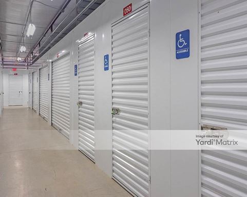 Source URL: https://cdnsc.rentcafe.com/dmslivecafe/3/1069507/1069507-1-3.jpg?width=-1&height=385&quality=80