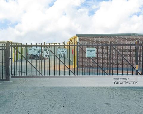 Source URL: https://cdnsc.rentcafe.com/dmslivecafe/3/1069514/1069514-1-6.jpg?width=-1&height=385&quality=80