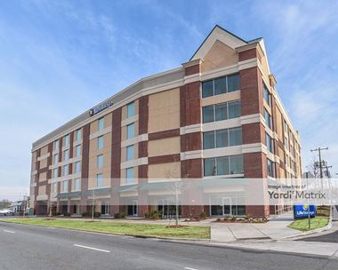 Image for Extra Space Storage - 604 West Morehead Street, Charlotte, NC