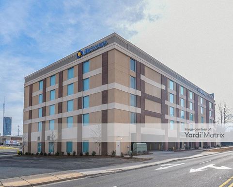 Source URL: https://cdnsc.rentcafe.com/dmslivecafe/3/1069553/1069553-1-2.jpg?width=-1&height=385&quality=80