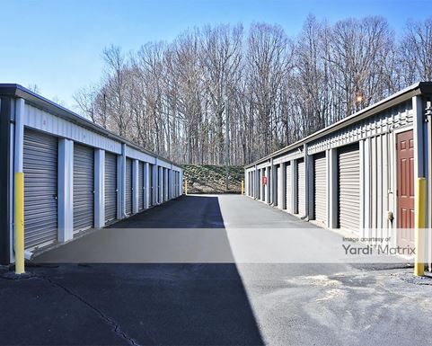 Source URL: https://cdnsc.rentcafe.com/dmslivecafe/3/1069577/1069577-1-4.jpg?width=-1&height=385&quality=80