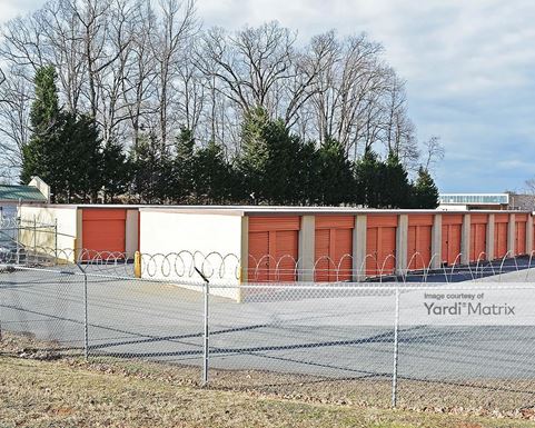 Source URL: https://cdnsc.rentcafe.com/dmslivecafe/3/1069579/1069579-1-4.jpg?width=-1&height=385&quality=80