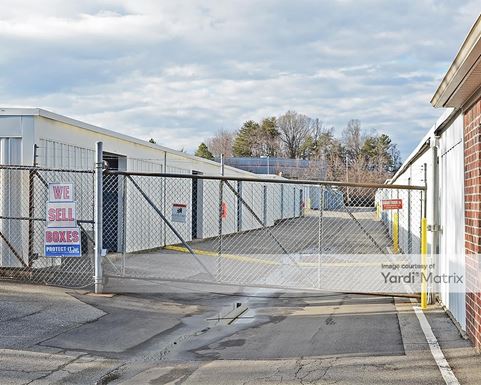 Source URL: https://cdnsc.rentcafe.com/dmslivecafe/3/1069588/1069588-1-2.jpg?width=-1&height=385&quality=80