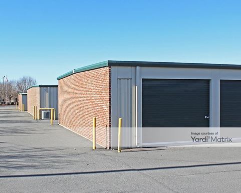 Source URL: https://cdnsc.rentcafe.com/dmslivecafe/3/1069589/1069589-1-4.jpg?width=-1&height=385&quality=80