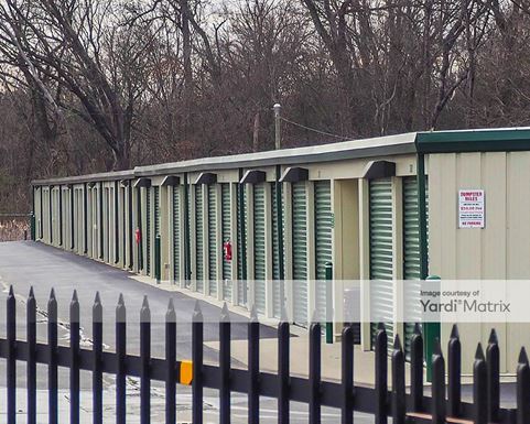 Source URL: https://cdnsc.rentcafe.com/dmslivecafe/3/1069596/1069596-1-2.jpg?width=-1&height=385&quality=80