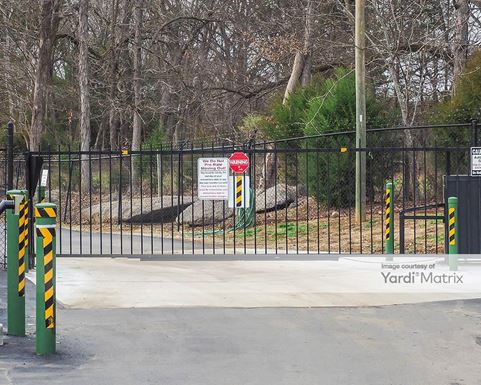 Source URL: https://cdnsc.rentcafe.com/dmslivecafe/3/1069596/1069596-1-3.jpg?width=-1&height=385&quality=80