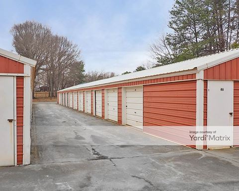 Source URL: https://cdnsc.rentcafe.com/dmslivecafe/3/1069617/1069617-1-4.jpg?width=-1&height=385&quality=80