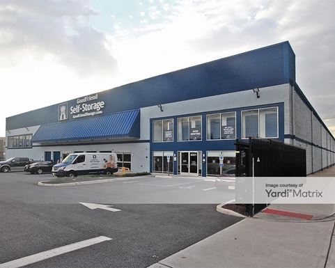 Source URL: https://cdnsc.rentcafe.com/dmslivecafe/3/1069692/1069692-1-5.jpg?width=-1&height=385&quality=80