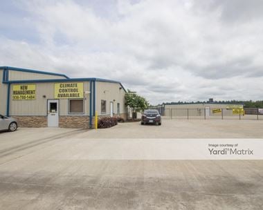 Storage Units for Rent available at 10670 FM 1484, Conroe, TX 77303