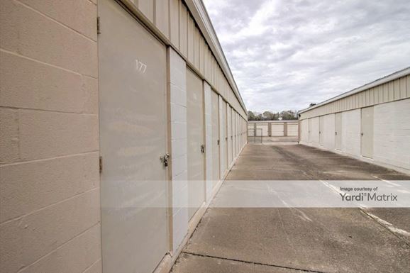 Source URL: https://cdnsc.rentcafe.com/dmslivecafe/3/1069731/1069731-1-3.jpg?width=-1&height=385&quality=80