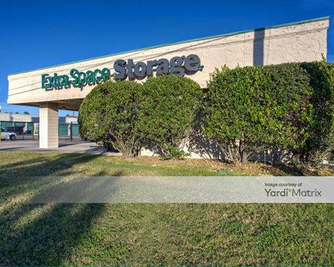 Source URL: https://cdnsc.rentcafe.com/dmslivecafe/3/1069736/1069736-1-4.jpg?width=-1&height=385&quality=80