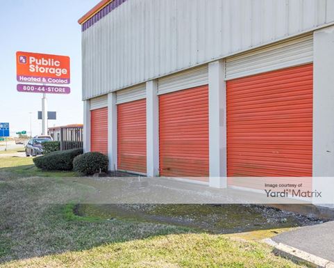 Source URL: https://cdnsc.rentcafe.com/dmslivecafe/3/1069754/1069754-1-5.jpg?width=-1&height=385&quality=80