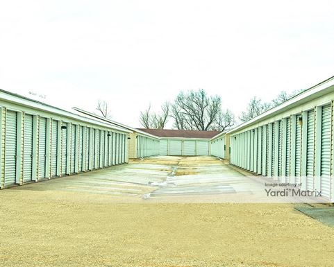 Source URL: https://cdnsc.rentcafe.com/dmslivecafe/3/1069793/1069793-1-2.jpg?width=-1&height=385&quality=80