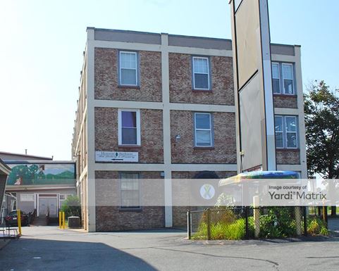 Source URL: https://cdnsc.rentcafe.com/dmslivecafe/3/1069973/1069973-1-2.jpg?width=-1&height=385&quality=80