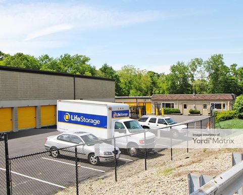 Source URL: https://cdnsc.rentcafe.com/dmslivecafe/3/1069994/1069994-1-3.jpg?width=-1&height=385&quality=80