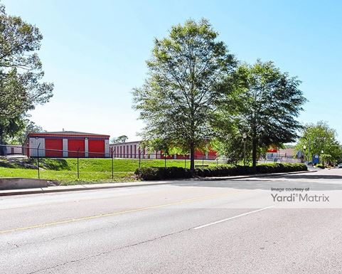 Source URL: https://cdnsc.rentcafe.com/dmslivecafe/3/1070037/1070037-1-5.jpg?width=-1&height=385&quality=80