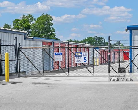 Source URL: https://cdnsc.rentcafe.com/dmslivecafe/3/1070043/1070043-1-6.jpg?width=-1&height=385&quality=80